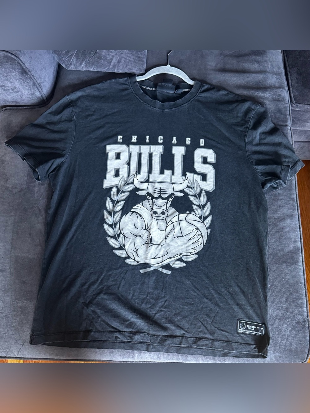 NBA Chicago Bulls Black Graphic Short Sleeve Tee